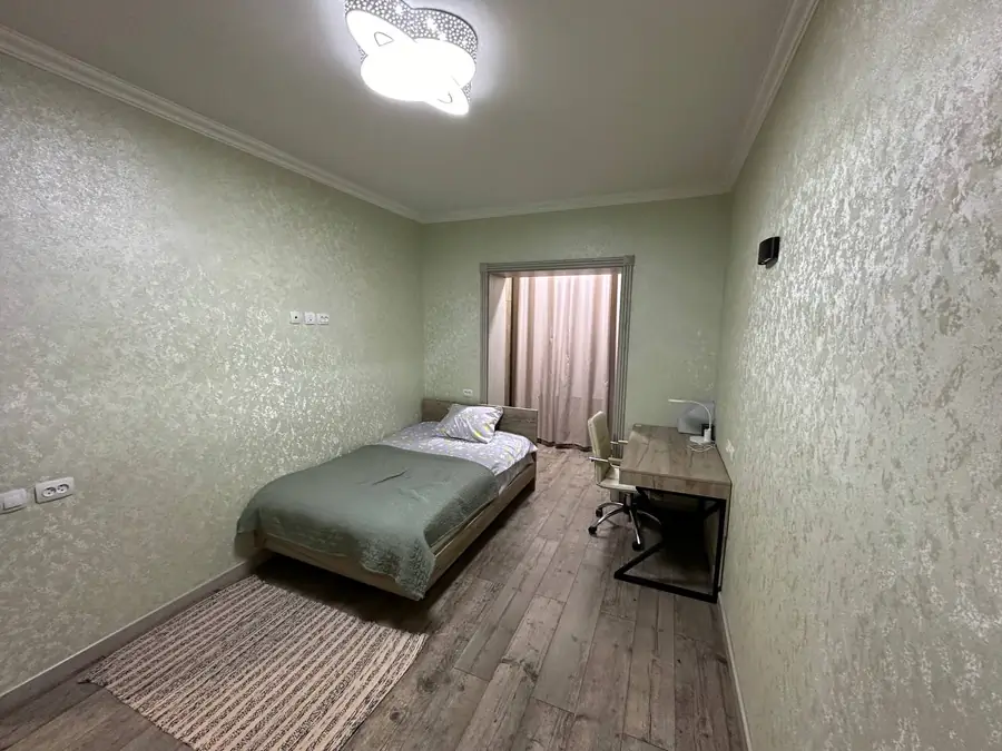 Ijaraga 3 xonali kvartira − 90 m²