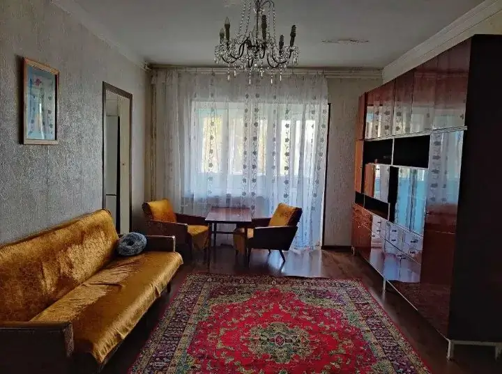 Сдается 3-комнатная квартира − 65.8 м²