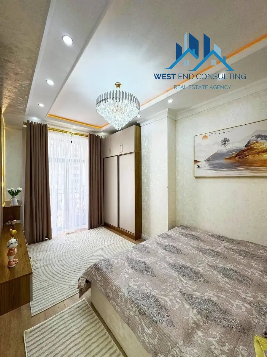 Продается 3-комнатная квартира − 57 м²