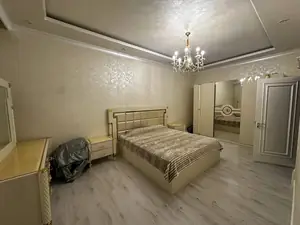 Ijaraga 2 qavatli uy − 500 m²