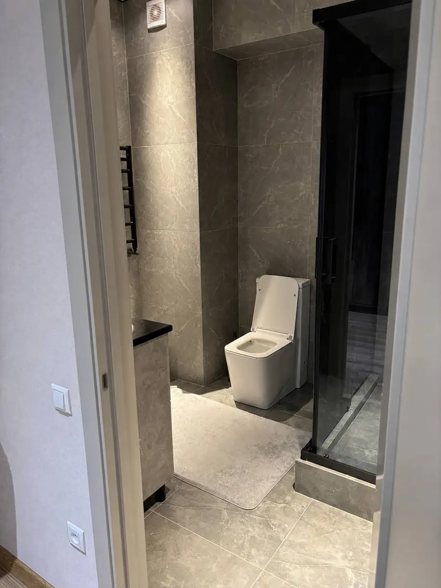 2 xonali kvartira sotiladi − 72 m²