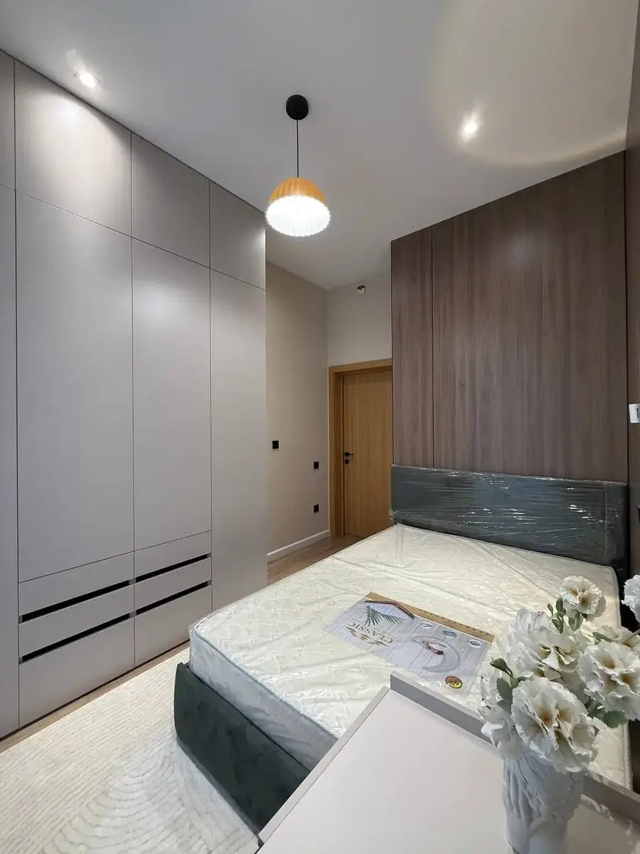 2 xonali kvartira sotiladi − 47 m²