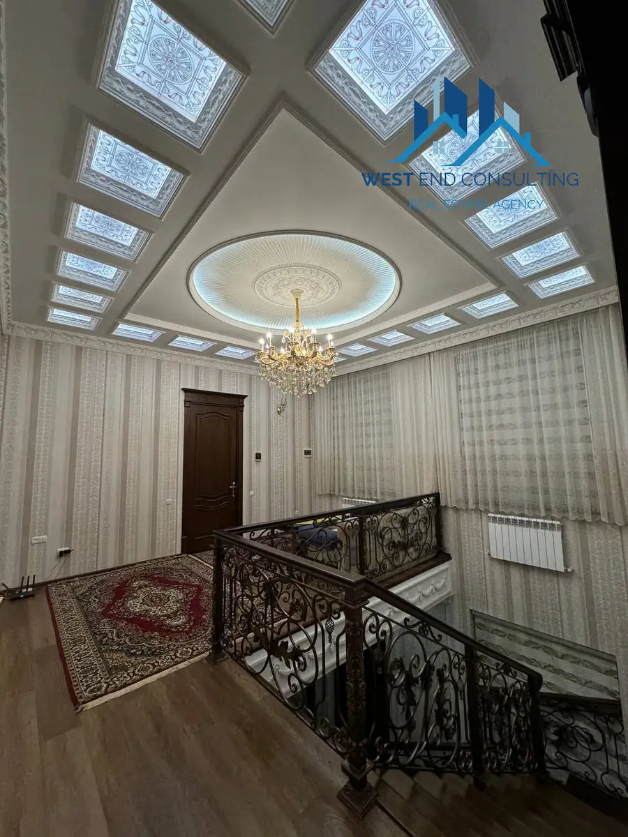 Ijaraga 3 qavatli uy − 360 m²