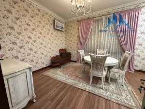Ijaraga 3 xonali kvartira − 140 m²
