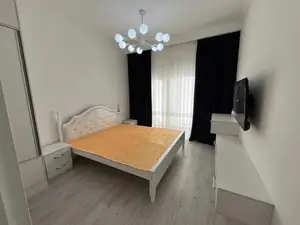 Сдается 3-комнатная квартира − 83 м²