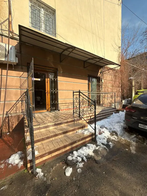 Ofis − 90 m², 1/5 qavat