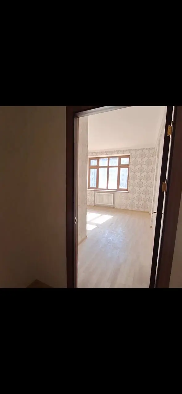 1 xonali kvartira sotiladi − 36.5 m²