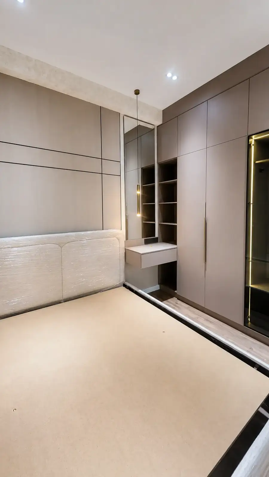Продается 2-комнатная квартира − 50 м²