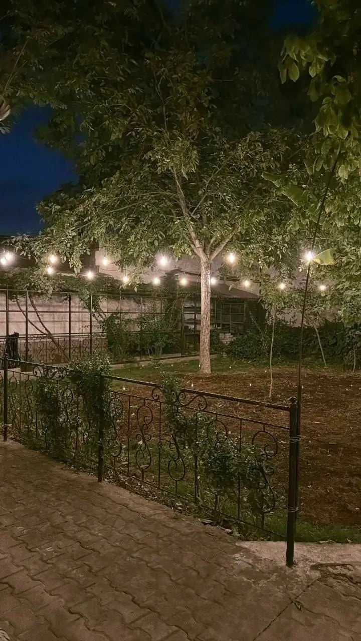 Ijaraga 1 qavatli uy − 220 m²