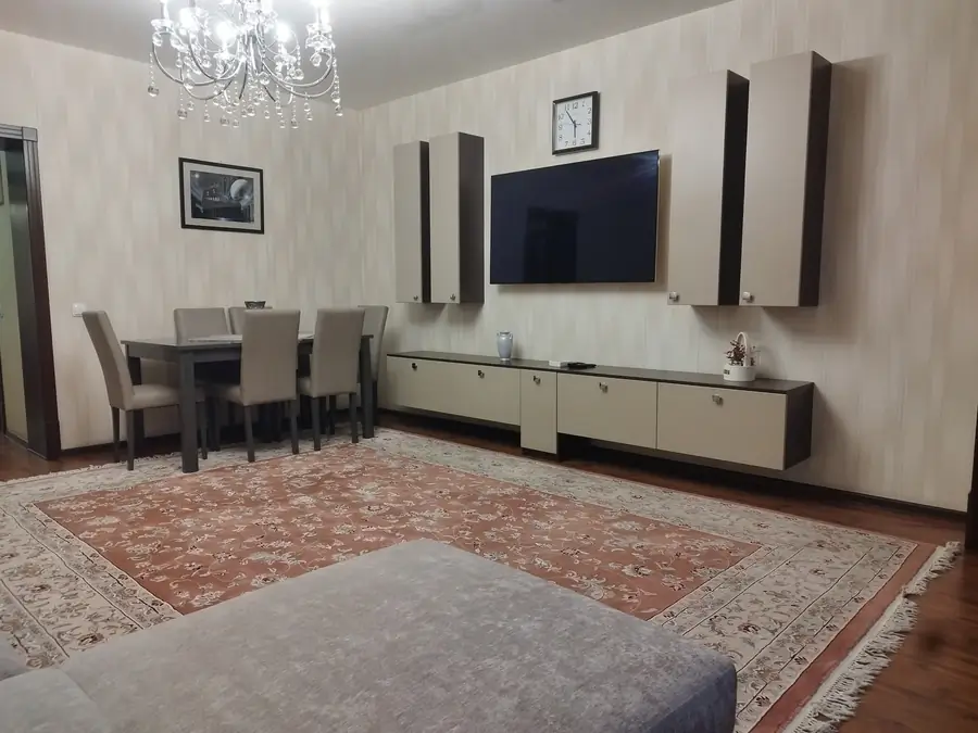 Ijaraga 3 xonali kvartira − 72 m²