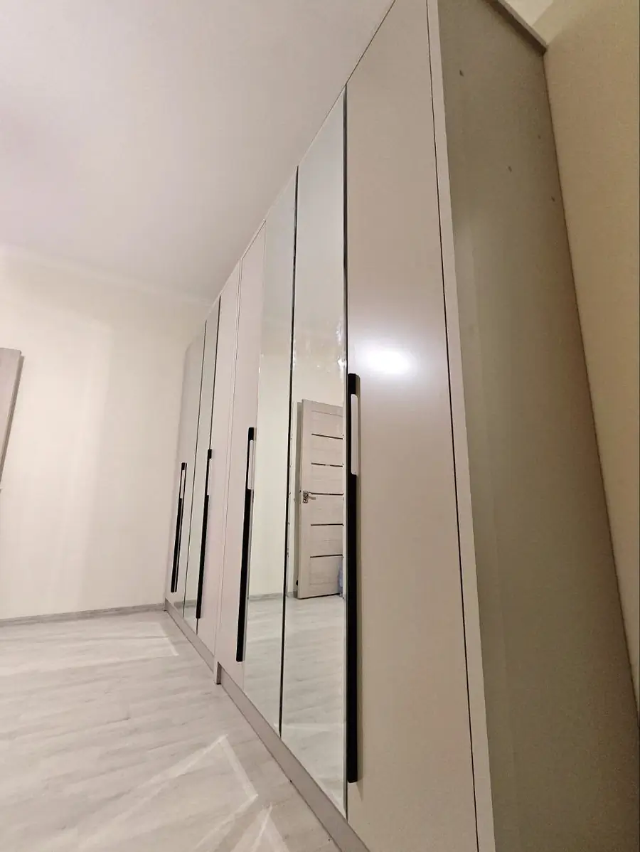 2 xonali kvartira sotiladi − 70 m²