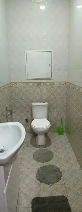 4 xonali kvartira sotiladi − 120 m²