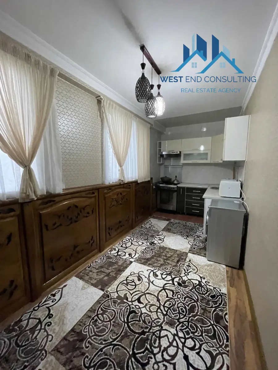 Продается 2-комнатная квартира − 67 м²
