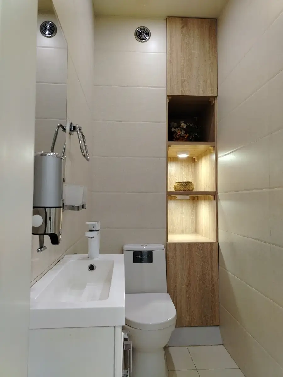 Продается 4-комнатная квартира − 107 м²