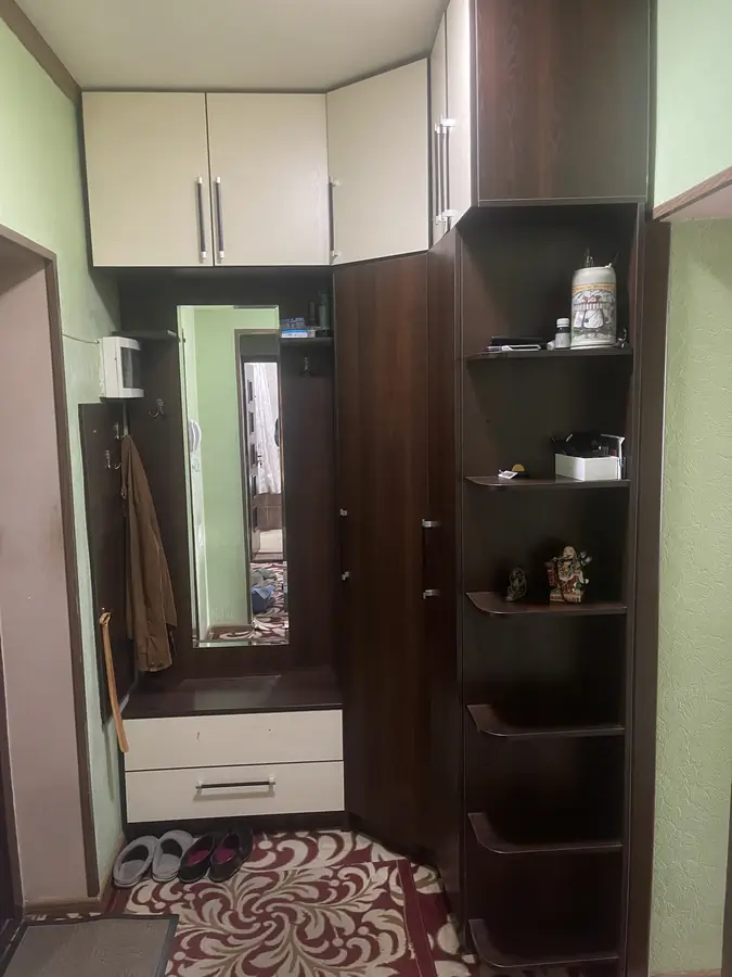 Продается 3-комнатная квартира − 71 м²
