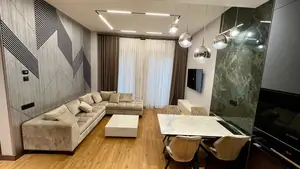 Сдается 3-комнатная квартира − 85 м²