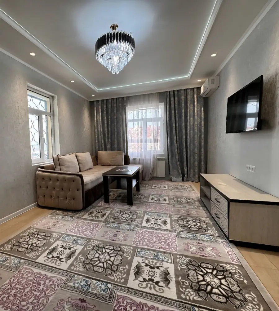 2 xonali kvartira sotiladi − 60 m²