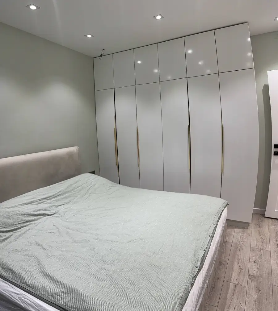 Ijaraga 4 xonali kvartira − 105 m²