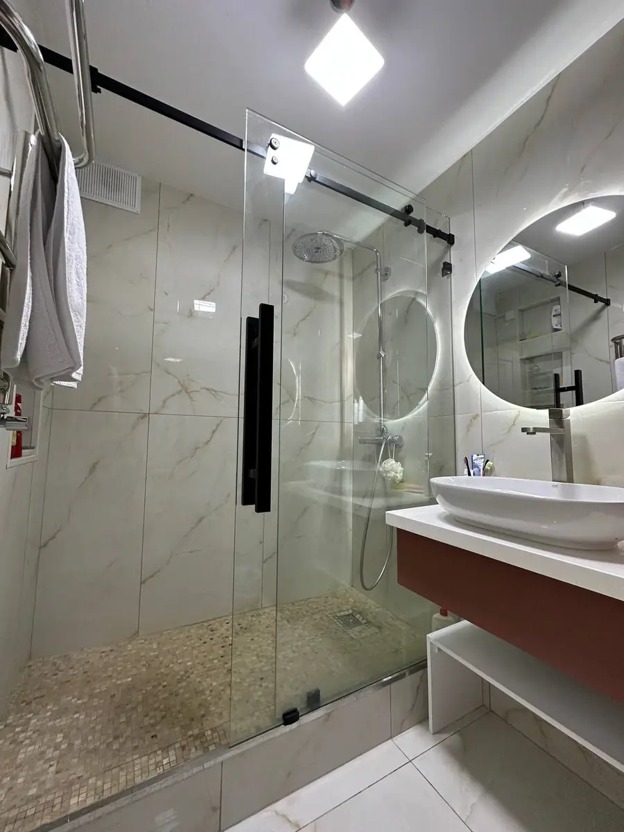 Ijaraga 4 xonali kvartira − 105 m²