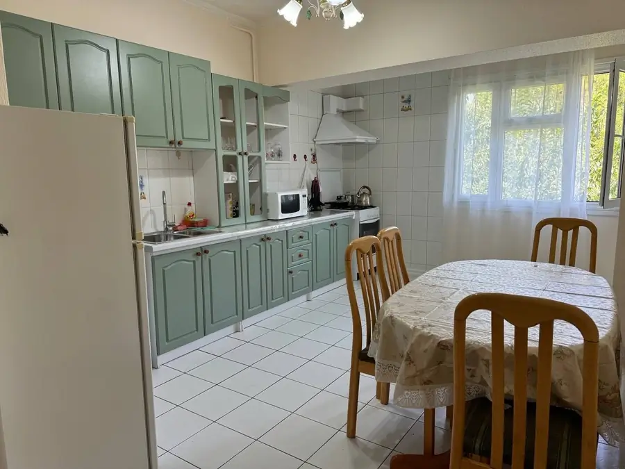 Ijaraga 2 xonali kvartira − 75 m²