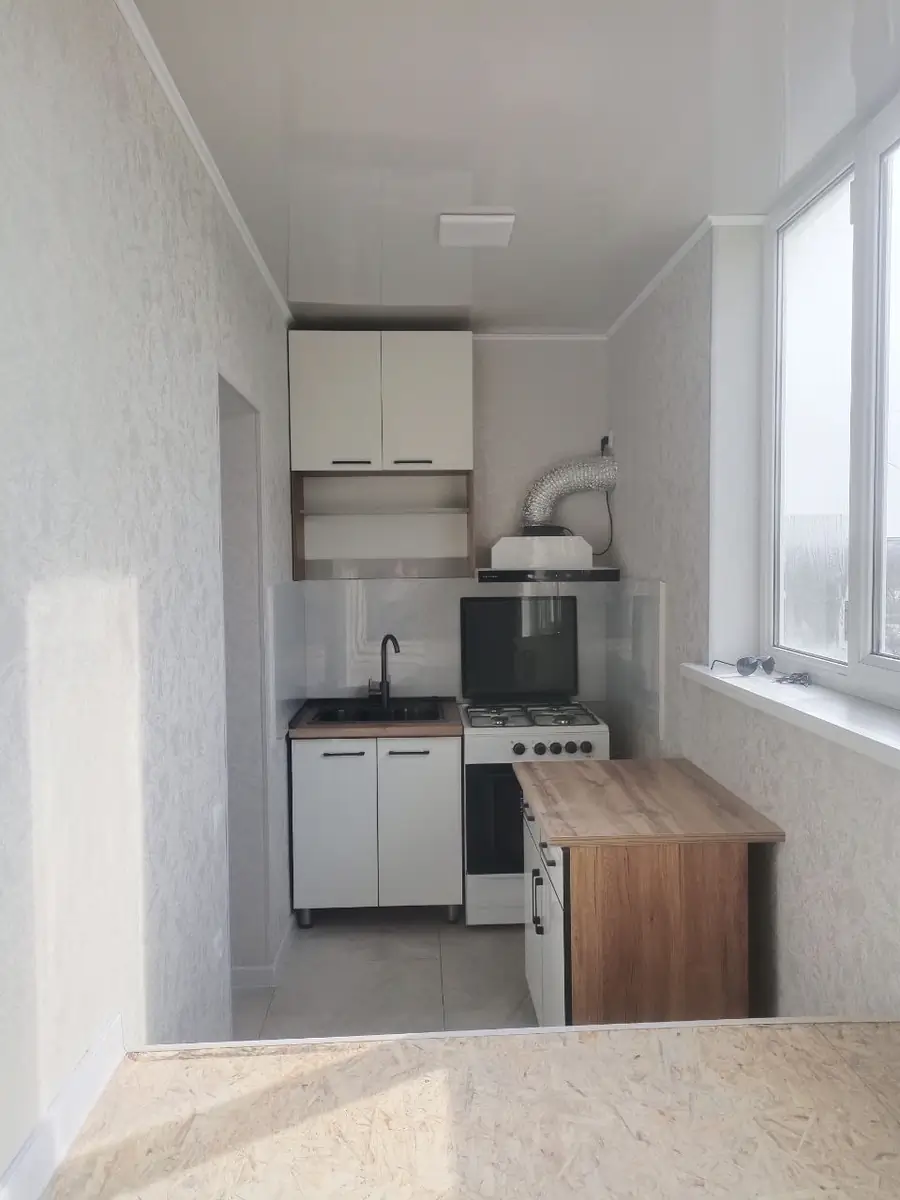 1 xonali kvartira sotiladi − 46 m²