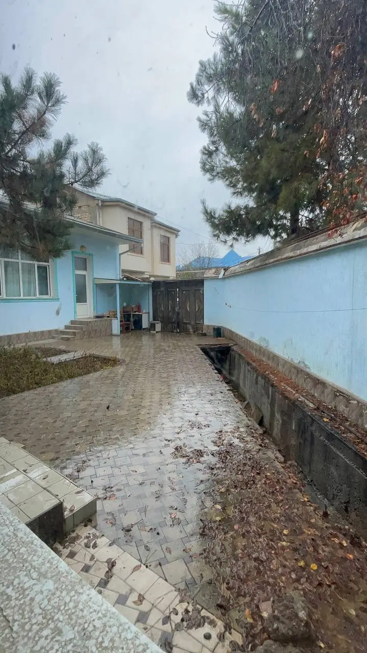 1 qavatli uy sotiladi − 212 m²