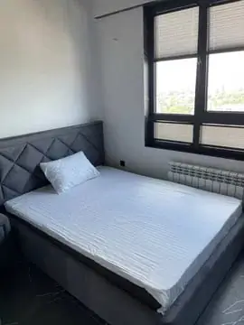 Сдается 2-комнатная квартира − 50 м²