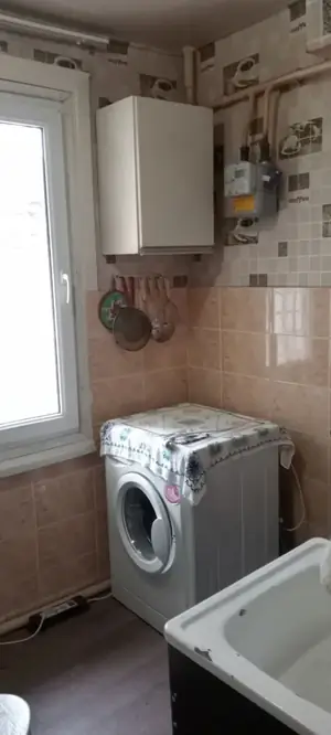 2 xonali kvartira sotiladi − 40.5 m²