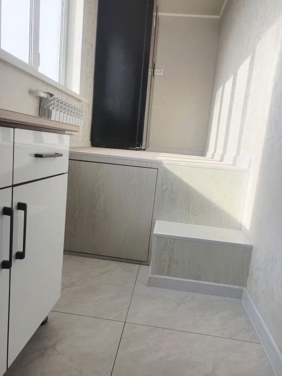 1 xonali kvartira sotiladi − 46 m²