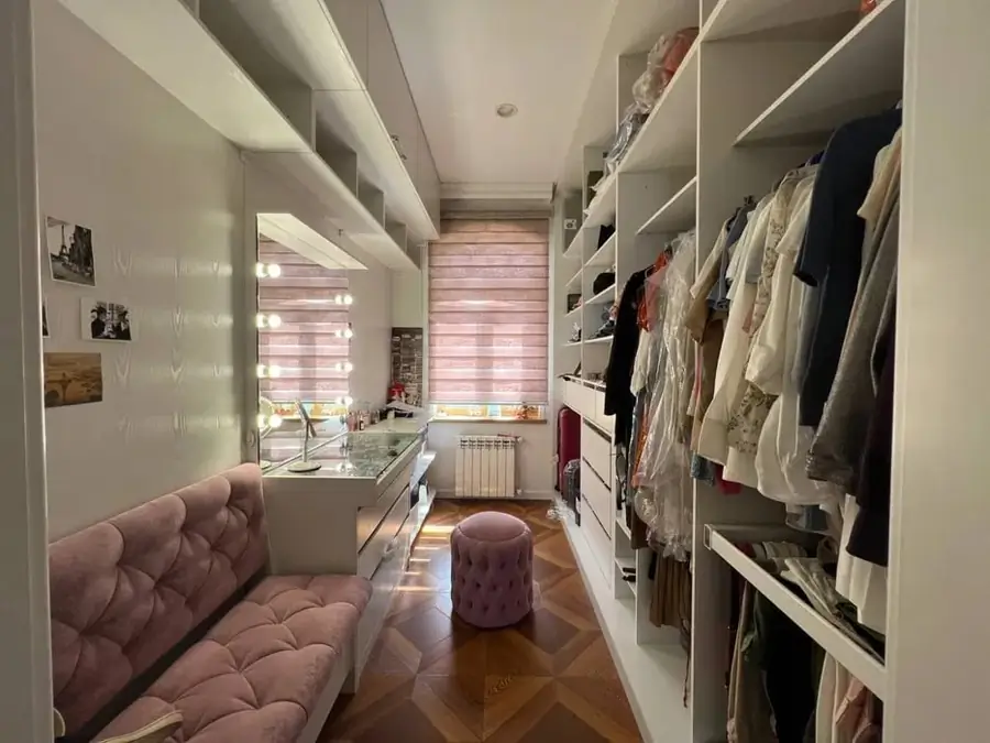 Ijaraga 2 qavatli uy − 250 m²