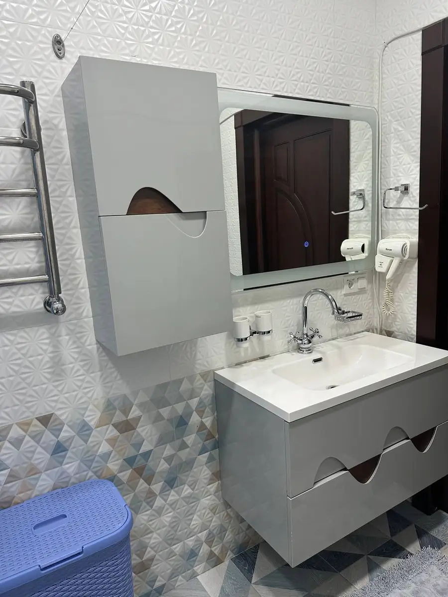 Ijaraga 3 xonali kvartira − 102.1 m²