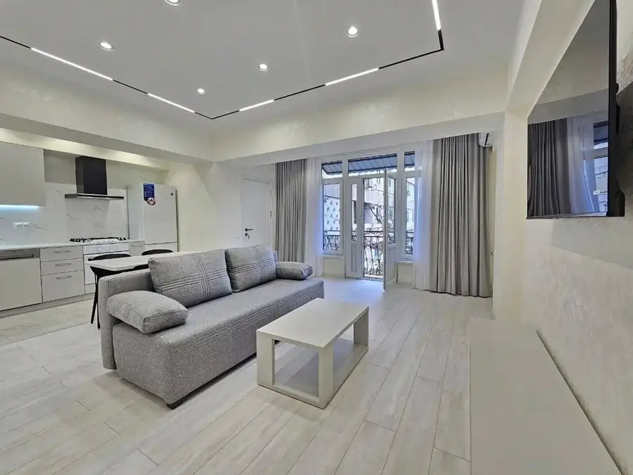 Ijaraga 2 xonali kvartira − 70 m²