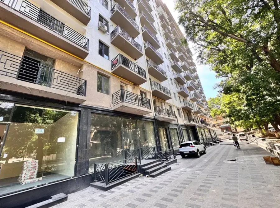 2 xonali kvartira sotiladi − 40 m²