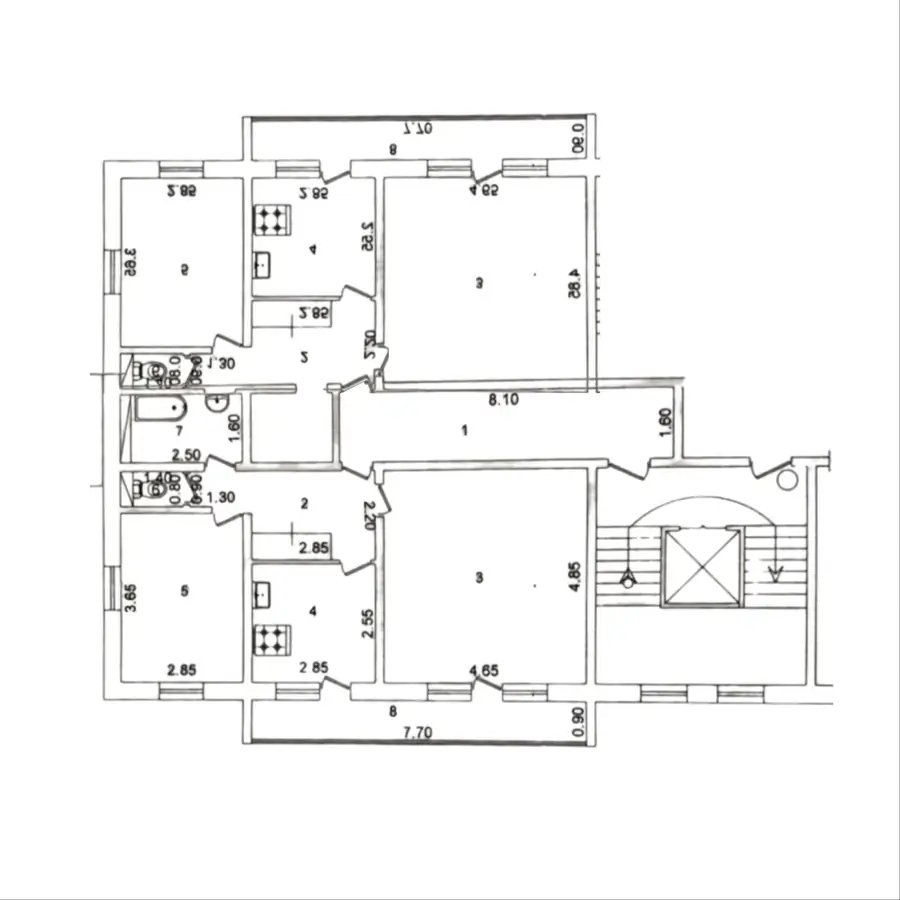 Продается 4-комнатная квартира − 131 м²