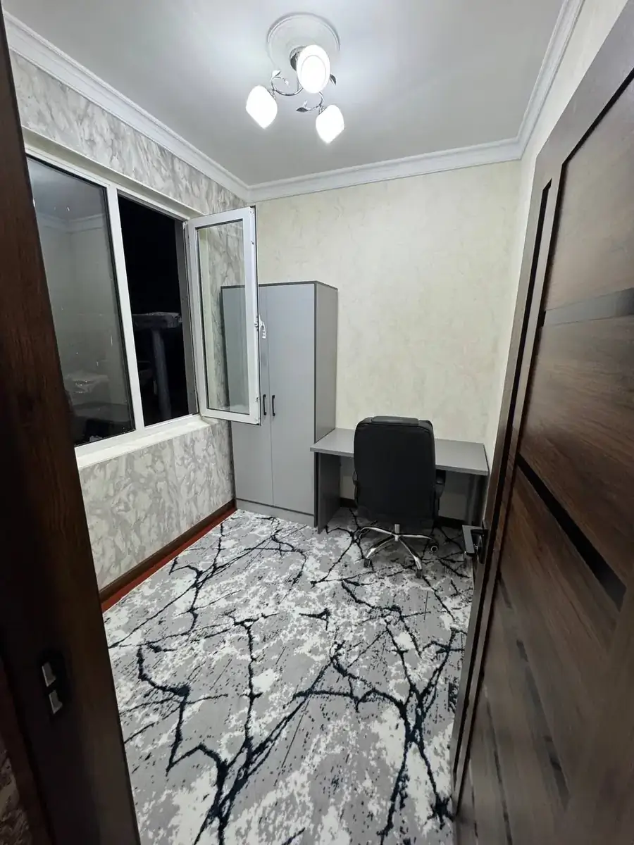 Ijaraga 3 xonali kvartira − 60 m²