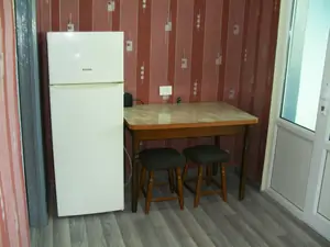 Сдается 1-комнатная квартира − 45 м²