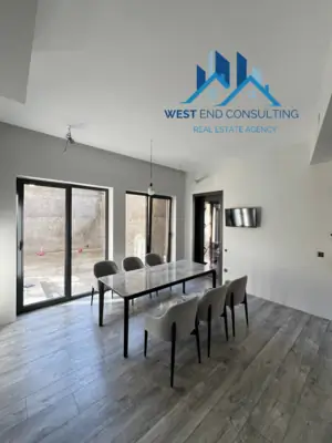 2 qavatli uy − 500 m², 2 sot.