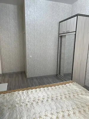 Сдается 2-комнатная квартира − 43 м²