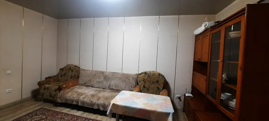 2 xonali kvartira sotiladi − 46 m²