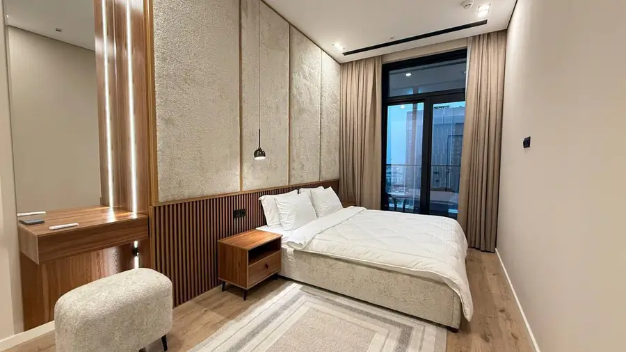 Сдается 2-комнатная квартира − 60 м²