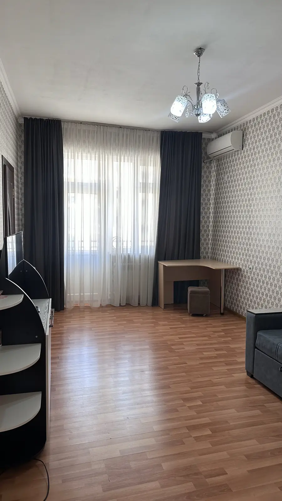 Продается 2-комнатная квартира − 50 м²