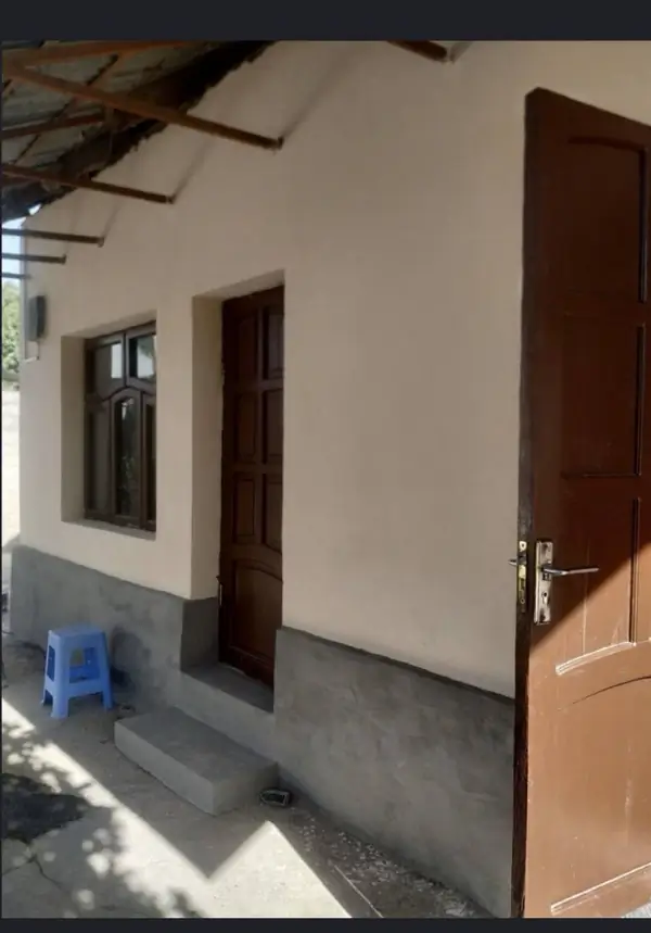 1 qavatli uy − 650 m², 6.5 sot. 