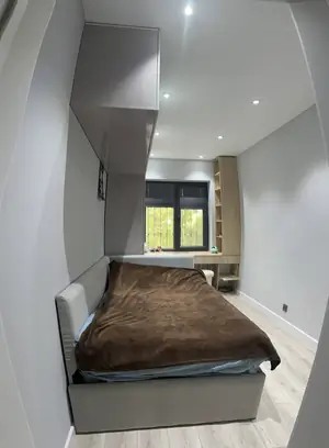 Ijaraga 4 xonali kvartira − 105 m²