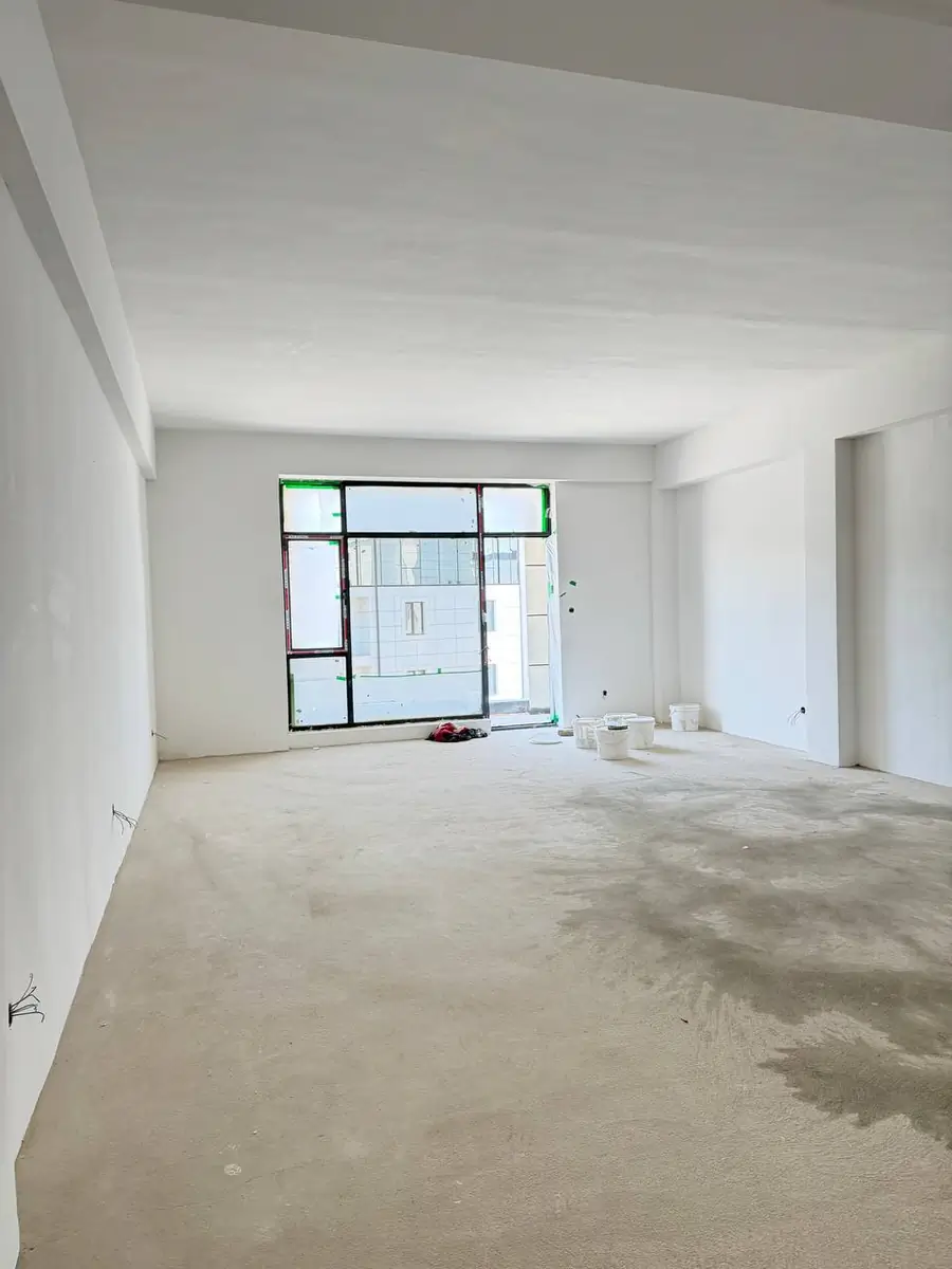 Ijaraga ofis − 14000 m²