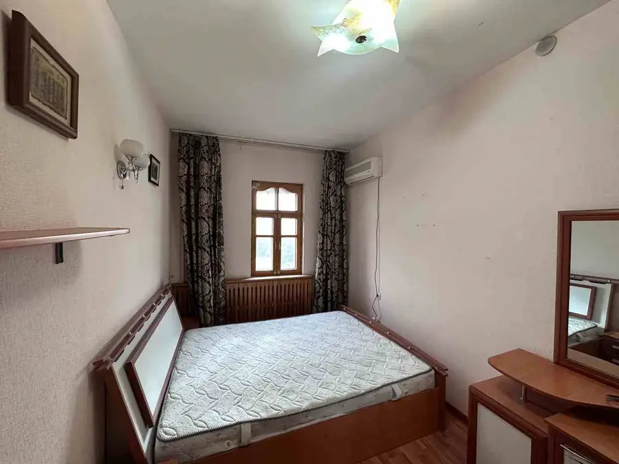 Продается 3-комнатная квартира − 75 м²
