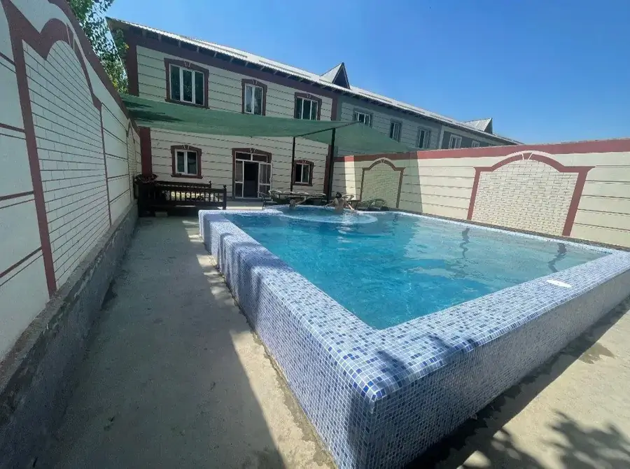 2 qavatli uy sotiladi − 350 m²