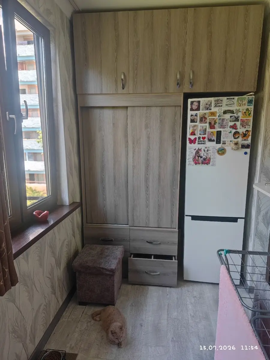 3 xonali kvartira sotiladi − 70 m²
