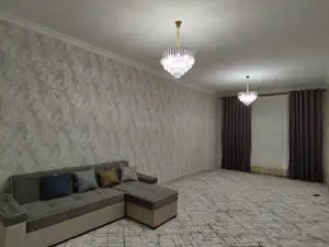 Сдается 2-комнатная квартира − 93 м²