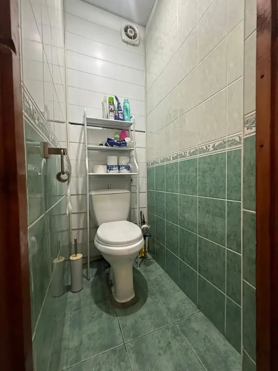 Продается 3-комнатная квартира − 77 м²