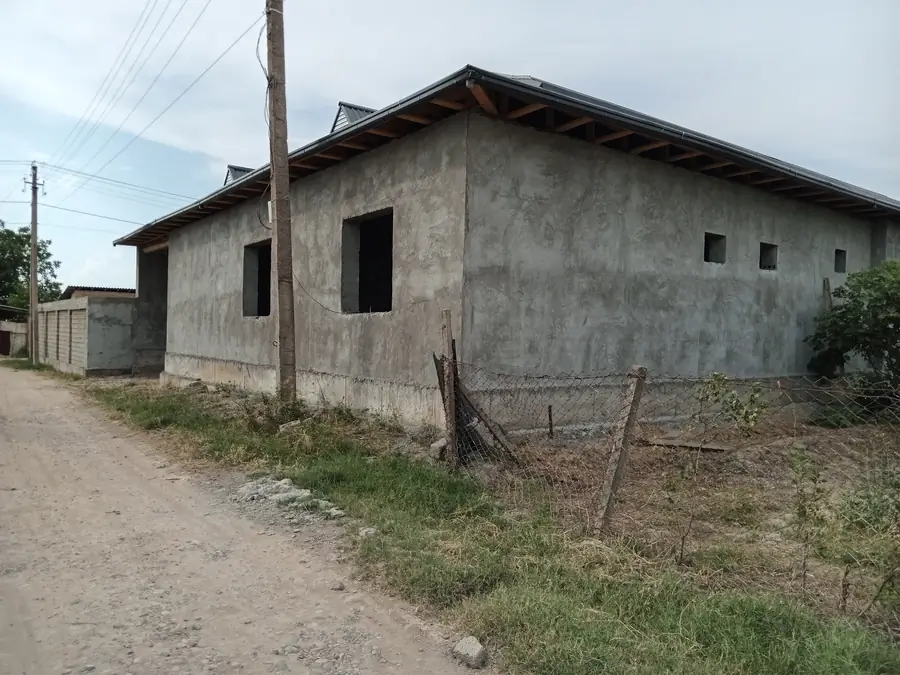 1 qavatli uy sotiladi − 6 m²